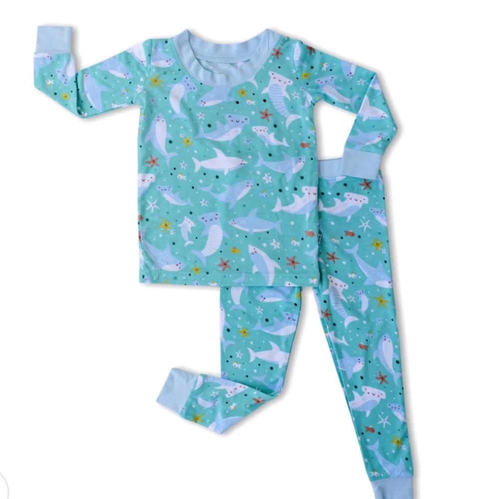 Little Sleepies 2-piece pajama set Shark Soirée size 18-24 months